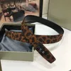 T. Högkvalitativ designerbälten män Klädtillbehör Business Belt Men's Big Buckle Fashion Leopard Print Läderbälten med