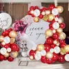 赤い白いバルーンガーランドアーチキットゴールドシミュレーションバレンタインベビーシャワーのための紙吹雪のバロンが残る結婚式の誕生日パーティー装飾0614