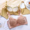 Retro Fashion New Product Bra без стального кольца собирает коллекцию Адъюнкт для грудной девочки, сексуальное бюстгальтер Сексуальное бюстгальтер Средняя толщина L220726