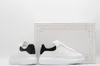 المصممين حذاء رياضة كبير الحجم غير الرسمي أحذية بيضاء أسود من الجلد المخملية espadrilles المدربين رجال نساء مسطحات الدانتيل منصة أحذية منصة ألكساندر ماك كوين ماكوين