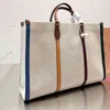 Bolsas de compras lienzo de hombro nuevos bolsos de dise￱ador de mujeres decoraci￳n cl￡sica bolso de bolsillo de playa de cuerpo de baches 220707
