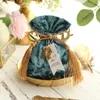 Geschenkwikkel Velvet tas Groothandel bruiloftsfeestje Candy Box Tassen voor kleine gouden trekkoord -zakjesgift