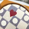 2022 A+ Designer Love Mulheres Bolsas de Moda Mini ombro ou Crossbody Ladies Bolsas Satchel High Quality 520 Luxury Hearts Tote Bag