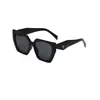 نظارات شمسية للنساء مصمم Sunglass Goggle Beach Sun Glass Classic Letter Print Mens Womans 18 Color Optional