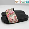 con caja Diseñador Diapositivas Hombres Mujeres Zapatillas Moda Clásicos Sandalias Zapatos Flip Flop Sandalia de verano Tobogán de playa Zapatillas de deporte de calidad superior para hombre Bronce