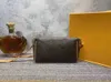 Fourre-tout célèbre chaîne Totes sac M0nogram cuir souple designer de luxe sac à main femmes bandoulière sacs à bandoulière M40718 sac à main préféré PM étui classique
