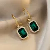 Luxe Synthetische Emerald Dangle Oorbellen Glanzend Geometrie Oorbel Mode Crystal Square Oorbellen Party Oor Studs Vrouw Sieraden