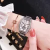 Wristwatches 2022 Top Brand Women Bracelet Watches Ladies Love Leather Strap Rhinestone Quartz Wrist Watch Luxury Fashion