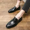 Mannen Schoenen Loafers PU Leer Effen Kleur Ronde Neus Platte Hakken Mode Klassieke Kantoor Professionele Comfortabele Slip op Casual DH832