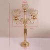 Eleganckie wysokie metalowe i kryształowe Candelabra Centerpieces Wedding Gold Candle Holders 5 Arm Heads Candelabrum Centerpiec Dekoracja