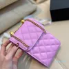 2022 MINI FLAP PHOPE BAG Premium Lambium Lambium Classic Quilted Diamont Gold Five Chain مع سلسلة معدنية قلادة Crossbody Ladies Designer Luxury HA