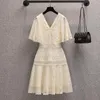 Jumpsy dla kobiet w dużych rozmiarach sukienki Rompers Czarno -białe koronkowe krótkie rękawy Midi 5xl Duże vintage swobodne szaty