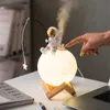 Astronauta figurki domowe Dekoracja Dekoracja Man Miniaturowa nocna światło nawilżacz zimny akcesoria do maszyny mgły