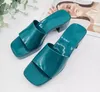 Luxury Designer Womens Classic Design Slippers Fashion Non Slip Beach Sandals Shoes Jelly Kvinnlig Slipper Ladies Flip Flops Casual Sandal 35-41