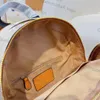 Designer lyxiga kvinnor väska stor kapacitet ryggsäck för studenter unisex resväska 2022 fashionabla crossbody väska