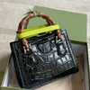 Torebki znanych projektantów Oryginalne torby bambusowe Najwyższej jakości lekki damski portfel Moda Cross Body Handle Hot Plain Women AlligatorPopular Totes