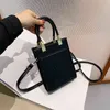 Designer Bag Beibei Shangpin 2023 New Style Fashion Letter Street Clapping Piano Score Portable One Shoulder Diagonal Cross Trend Women's Bag