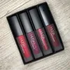 Lip Gloss Huda Set 네 가지 색상 무광택 방수 방수 비 용기 비전제 립스틱 메이크업 여성 화장품 립 케어 도매