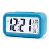 Plastic Mute Alarm Clock LCD Smartkloktemperatuur Leuke fotosensief bed digitale wekker Snooze Nightlight Calendar SXAUG06