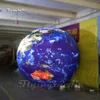 Palloncino gonfiabile personalizzato con illuminazione enorme pianeta terra sospeso/globo soffiato aria al suolo con luce a LED per la decorazione del soffitto