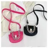 Little Girl Candy Colors Mini Purse Mode Kids Metal Chain Crossbody Bag 2022 Koreansk Childsingle Shoulder Zero Wallet F1182