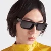 نظارات شمسية صغيرة مربعة للنساء بإطار بلاستيكي أبيض متدرج أزياء ماركة مصمم نظارات UV400Sunglasses