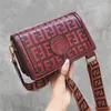 Bolso de hombro de moda para mujer, bolso de PU, tarjetero para presbicia, bolso de noche, mensajero en relieve, bolsa femenina de cuatro colores, 2022