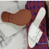 Pantofole Chypre di lusso Sandali antivento funzionali in pelle di vitello con passante regolabile design semplice e liscio taglia 35