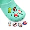 moq 100 Stück sexy Mini-Krokodil-JIBZ-Charms, 2D-weicher Kunststoff, Schuhzubehör, Schuhe, Schnallen, Cartoon-Schuh-Charm, Dekorationen, passend für Damen, Herren, Sandalen, Schmuckstücke