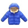 Baby Children Kurtki Zimowe grube kurtki dla chłopców ciepłe pluszowe odzież wierzchnią dla dziewcząt futra z kapturem ubrania snowsuit J220718