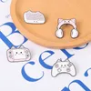 Clavier de chat Enamel Pins Personnalisé Souris et claviers Console Console Cute Cat Broche Broche Badge Fun Dessin animé Bijoux Cadeau pour ami