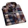 男性プラスサイズのレジャーメンズ100％コットン冬の暖かいフランネルカジュアル市松模様の長袖220322