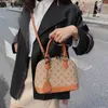 Ladies Fashion Luxury Brand Tide Bag Wholesale New Women's Trend Printing Color Matching Shell Messenger Single Shoulder