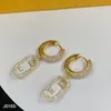Nouvelles boucles d'oreilles en or Gold Hoop pour femmes Luxurys Designers Pendants Stud Oread Oreads Bijoux Girl Letters F Oreing Wedding D2204231Z