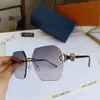 Luksusowe prostokąta kobiety okulary przeciwsłoneczne moda marka damska deisnger pełna ramka UV400 Styl Summer Summer Big Square Najwyższa jakość jest wyposażona w obudowę 9224