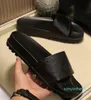 Designerskie mężczyźni Kampy Kaptury gumowe sandały płaskie buty buty plażowe klapki na zewnątrz kwiat z pudełkiem 35 -46 yh01