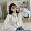 Höst koreanska söta lösa kläder spetsar upp ruffled kvinnor blouses mode stativ collat ​​damer toppar vintage lace tröjor kvinnor 11335 220407