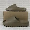 Slides Tofflor Sandaler Bone Pure Core Herr Kvinnor Andas Coola strandskor Flip Flops Onyx Oker Ararat Moon Grey Vermillion MX Sand Grå Slipper Plus Big Size US13