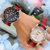 Hotte Fashion Ladies Men's Watch 38 -мм сапфировое кольцо Безель Кристаллическое кварцевое часы пара нейлоновые холсты водонепроницаемые наручные часы