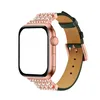 Apple Watch Band 41mm 45mm 44mm 42mm 40mm 38mm Luxury WomenリストバンドブレスレットIWATCHシリーズ7 6 5 4 SEウォッチバンドアクセサリーのダイヤモンドスタッズパールレザーストラップ