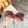 Modne okulary przeciwsłoneczne ramy anty-UV kwadratowe krawędzi kobiety design gradient okulary przeciwsłoneczne damskie różowe okulary odcienie Uv400fashion