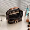 Borsa per il lavaggio trasparente a doppio strato Borsa cosmetica impermeabile portatile di grande capacità da donna Nuovo contenitore portatile asciutto e bagnato Ba223k