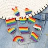 Party Favor 9 Style LGBT Design Rainbow Creative Heart Yeh Finger Pin Brooch Metal Pins Badge Denim Enamel Lapel Jewelry Gift women