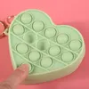 Love Puzzle Purse Decompression Toy Finger Bubble Portachiavi in silicone Ciondolo piccolo