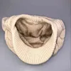 冬の帽子を編む女性帽子冬帽子女性レディースビーニーガールズスカリーキャップフードファムスナップバックウールウォームハット2018 J220722