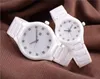 Les amateurs de céramique regardent le mouvement de quartz importé des montres de montre en céramique complète de haute qualité