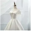 Modernes einfaches Hochzeitskleid 2022 Satin aus der Schulter Boho Plus Size Sweep Zug Braut Prinzessin Ballkleider Dünne Brautkleider