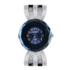 Relógios de pulso Design Relógios femininos Top Quartz Wrist Watch for Woman Fashion Steel Dial Small Ladies Relógios Relógios