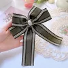 British Style Bow Tie Brooch Fabric Crystal Bowknot Collar Pins Shirt Necktie Korean Fashion Brooches for Women Accessories