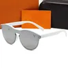 2022 Nieuwe designer zonnebril Fashion Letter Lens Trend heren zonnebril Outdoor Beach zonnebril voor dames 9 kleuren Hoge kwaliteit